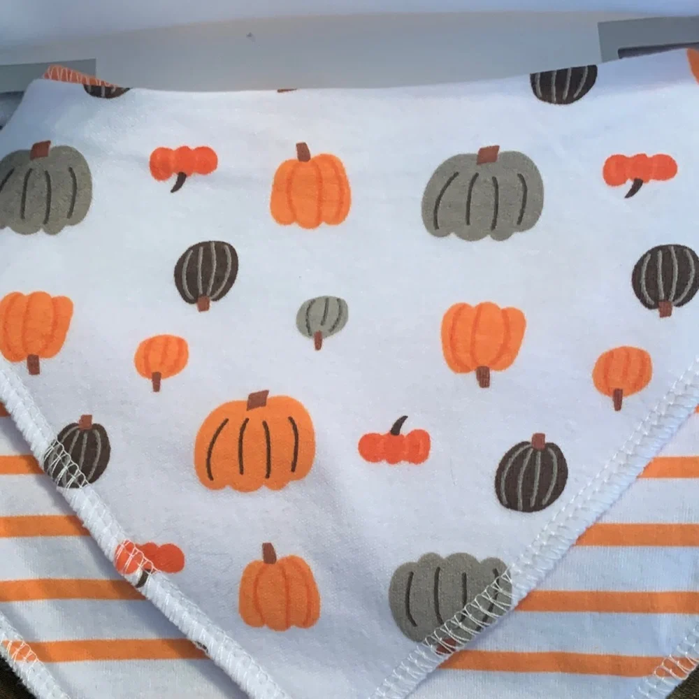 🆕- BY MODERN BABY 3 PACK FALL BANDANA BIBS